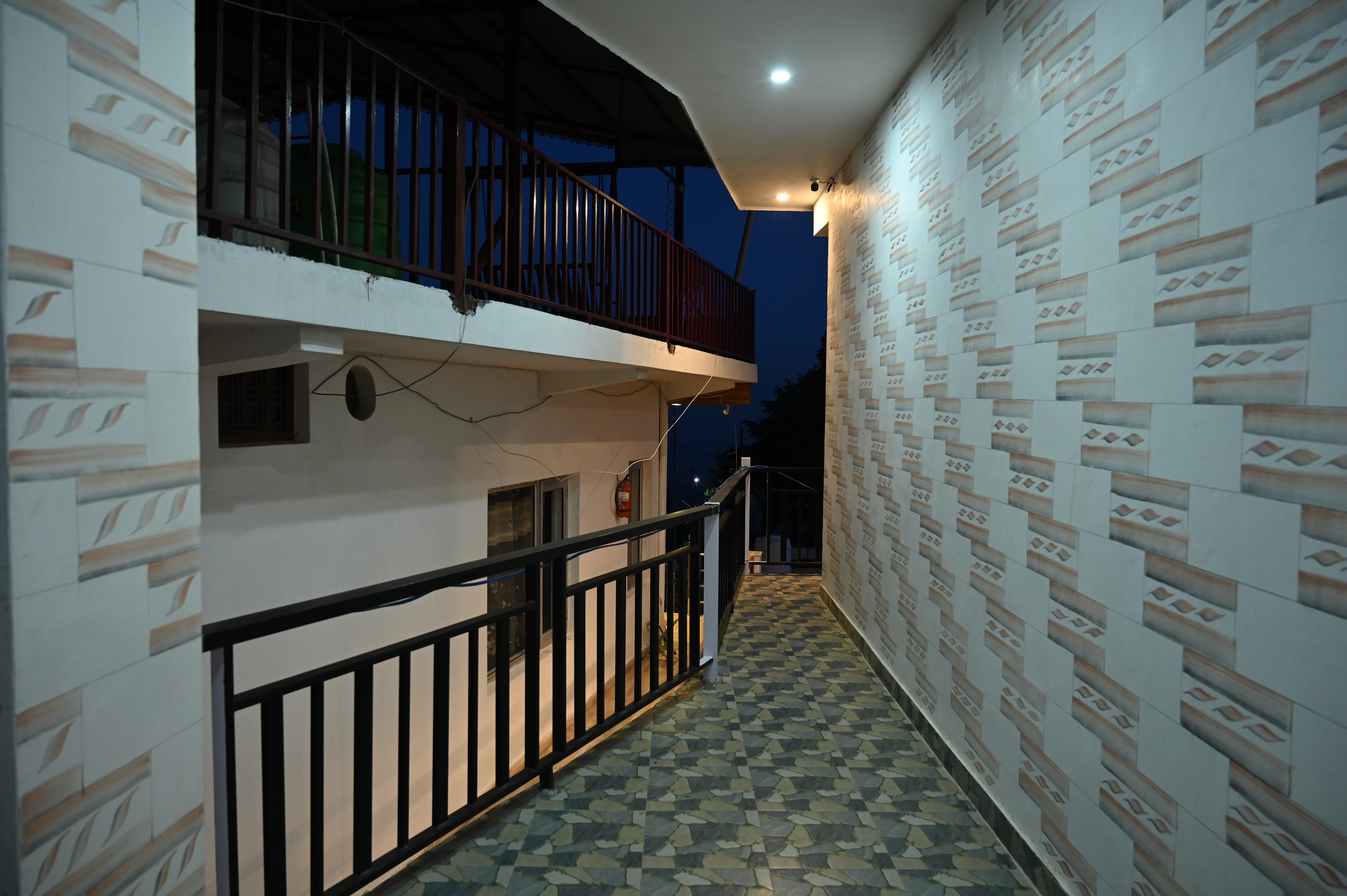 Morning Breeze Homestay Kanatal,Tehri Range,3 star