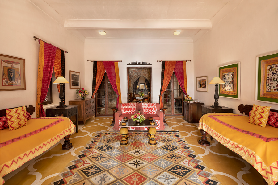 neemrana fort palace