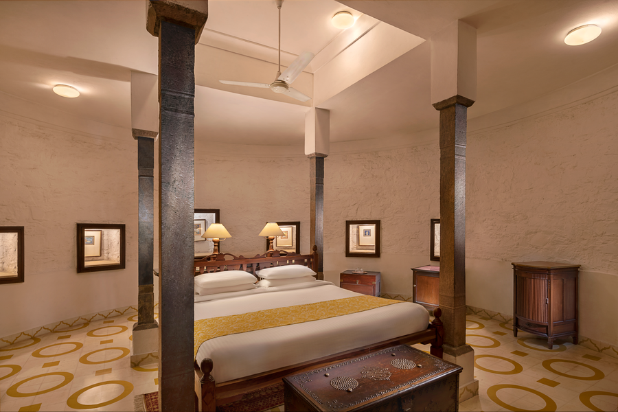 neemrana fort palace