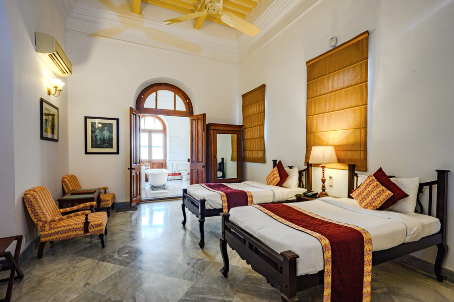 neemranas baradari palace