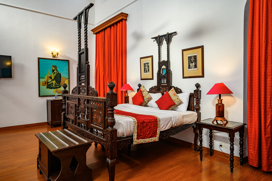 neemranas baradari palace