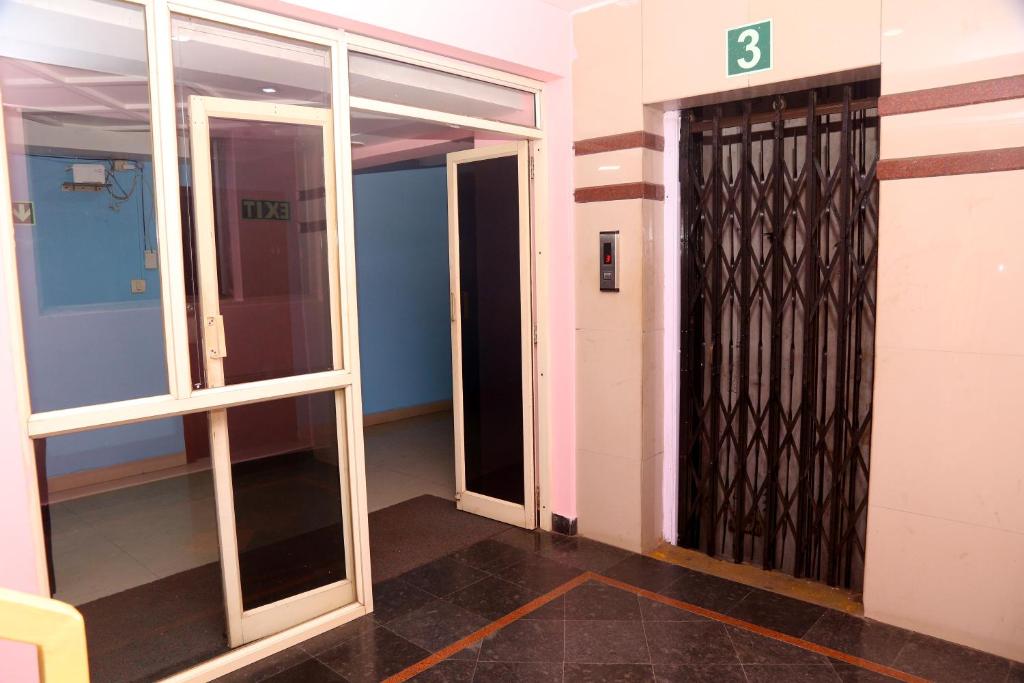 Hotel Destiny Delight,Dwaraka Nagar,2 star