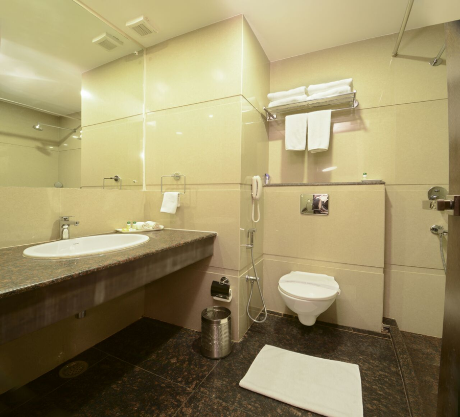 hotel crimson palace