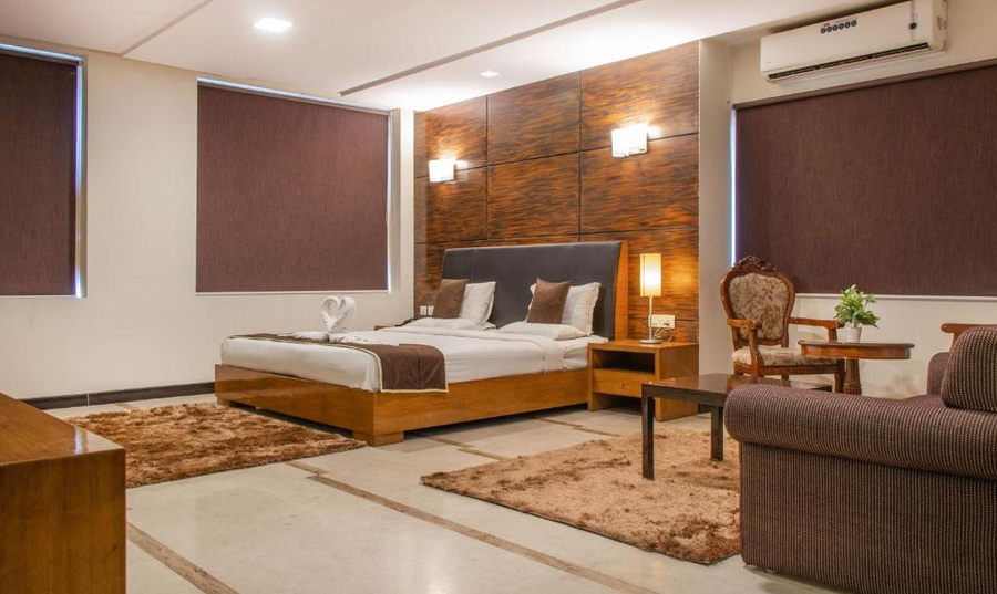 athasri hotel infantry road