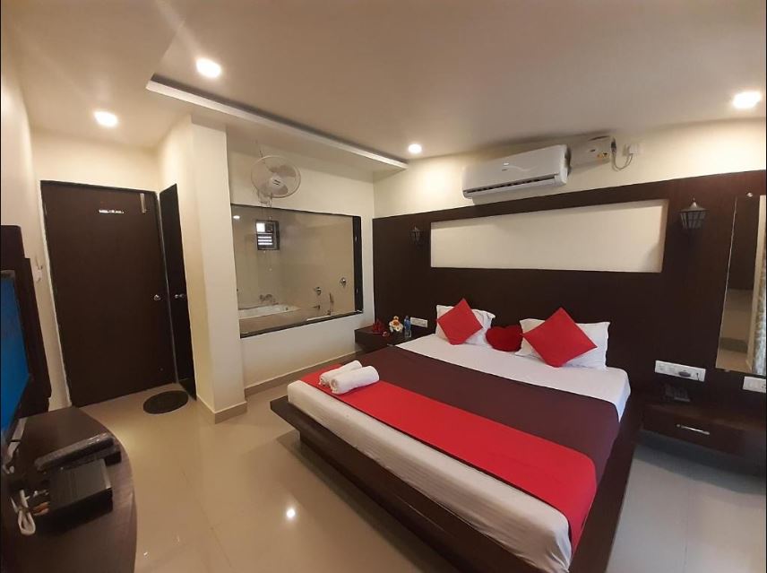 berry fresh stays mahabaleshwar with pool