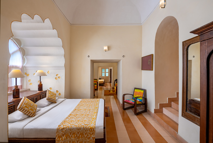 neemranas tijara fort palace