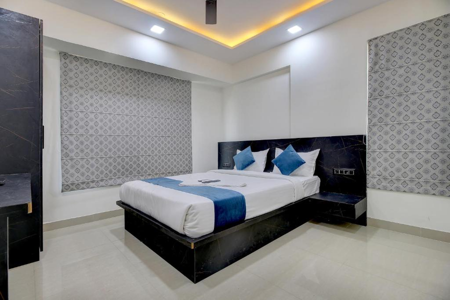 staybird silver oak kharadi an apartment hotel