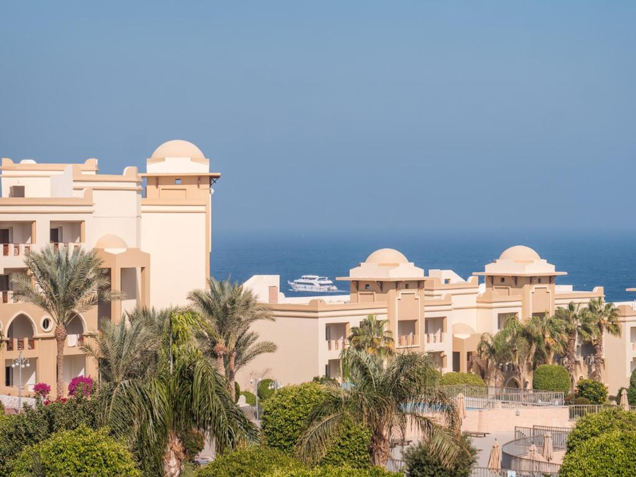 serenity alpha beach