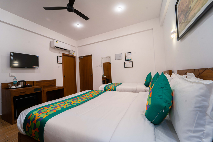 treebo west fort divine near padmanabhaswamy temple