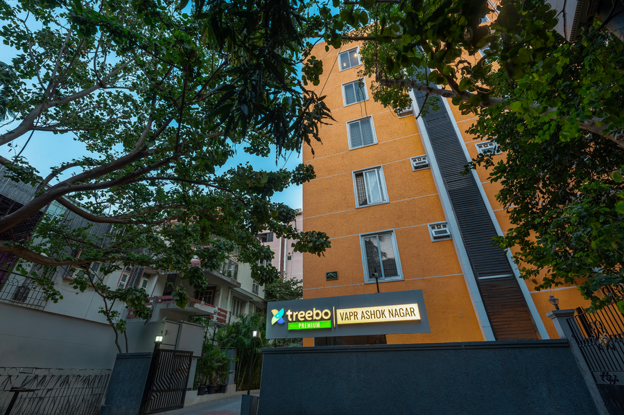 treebo premium vapr ashok nagar