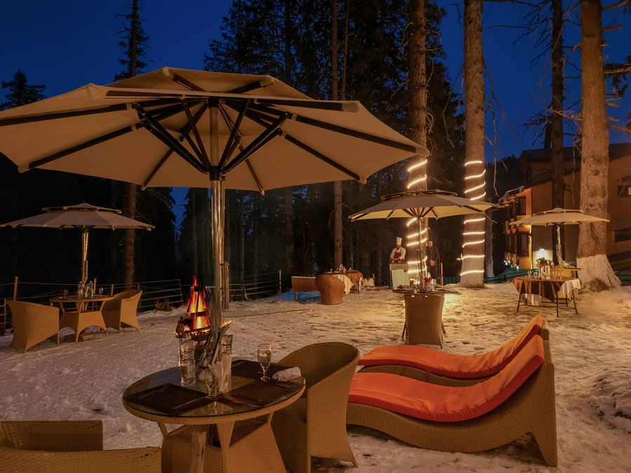 Pine Spring Resort Gulmarg,Near Main Gulmarg Market,4 star