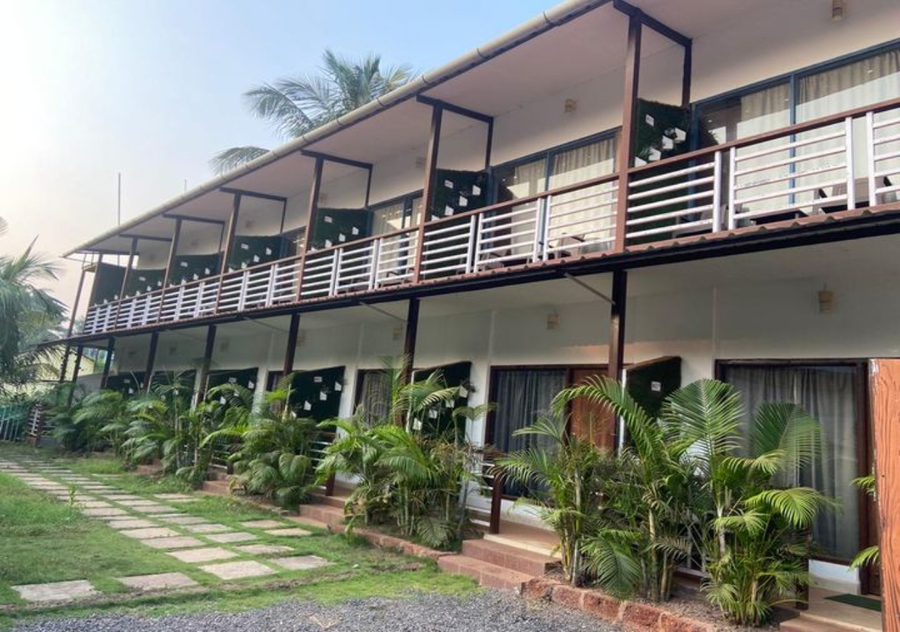 Yogitree Beach Resort And Cafe,Morjim Beach-North Goa,3 star