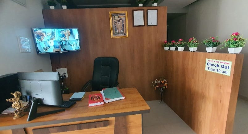 Hotel Hare Krishna,Sihor 450 M From Sihor Junction Railway Station,3 star