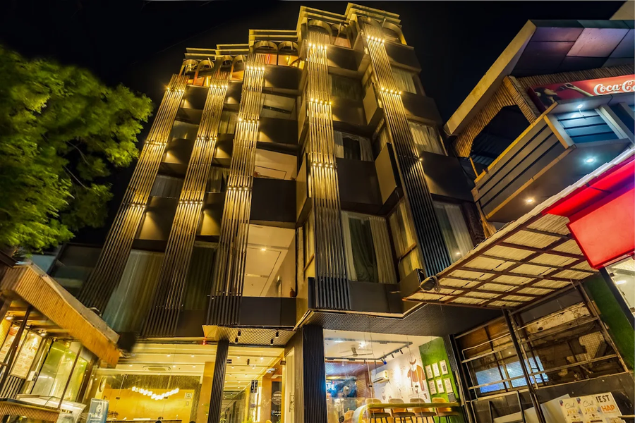 Ski Hotels And Resorts,>>Tapovan, Rishikesh ,3 star