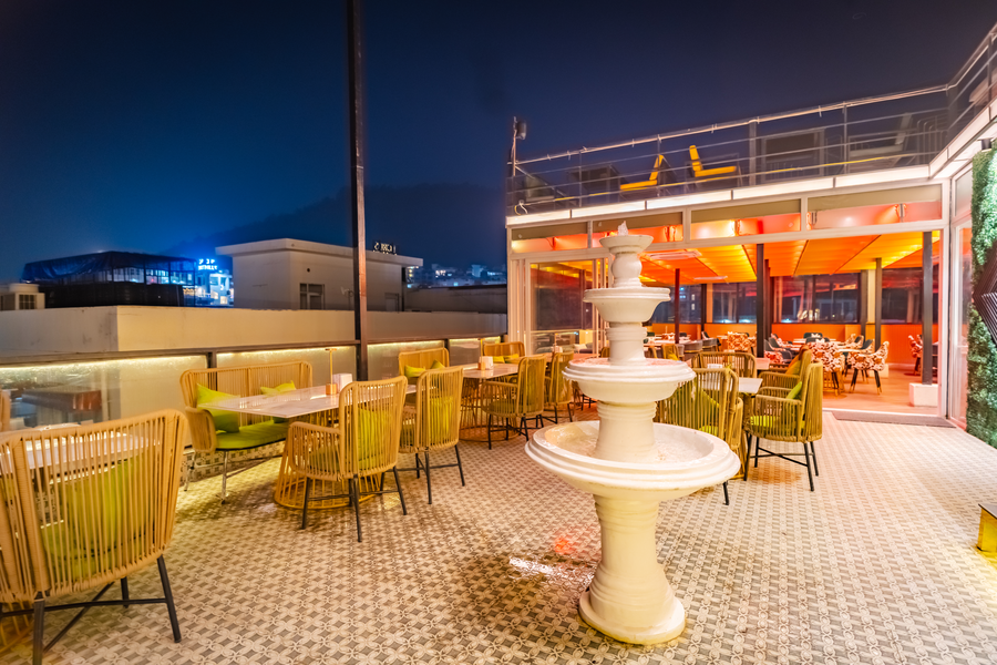 ski hotels and resorts