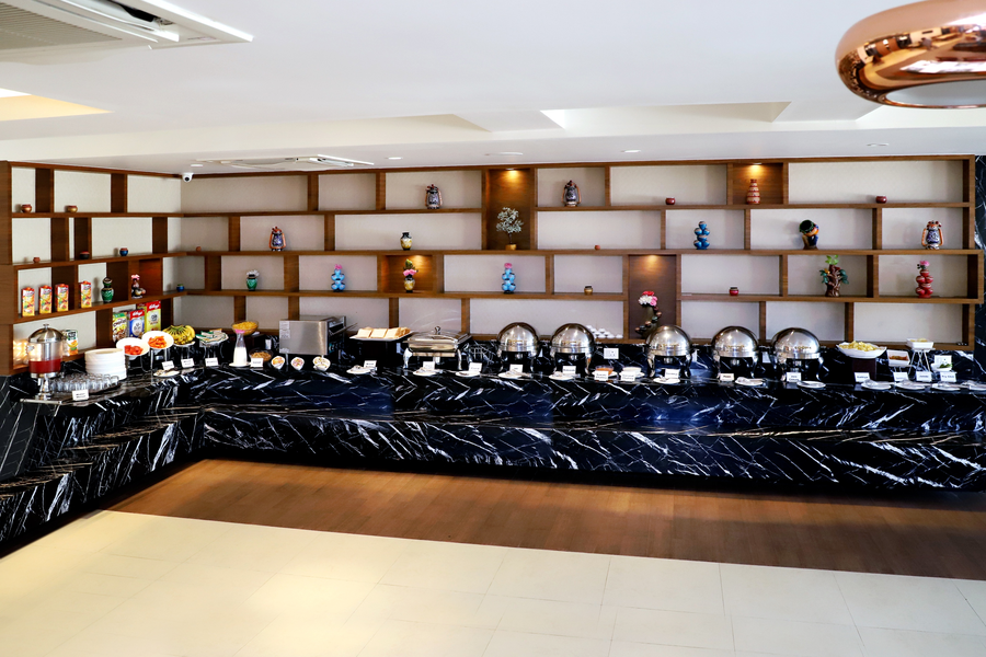 quality inn patria suites rajkot