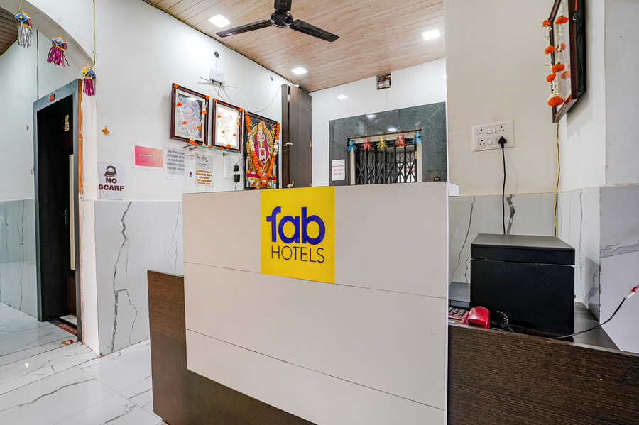 hotel sai lodging i