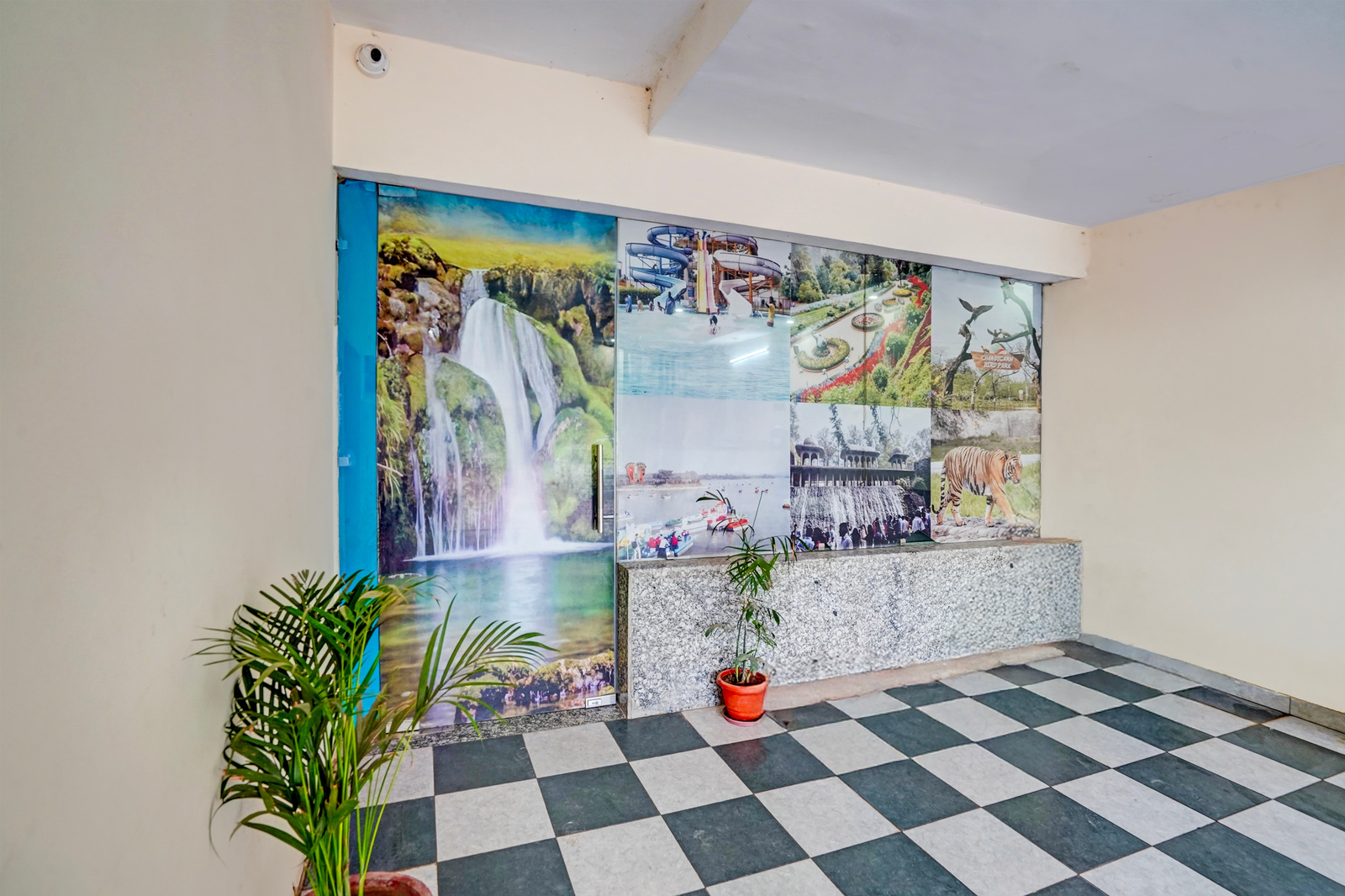 hotel o sector 52 chandigarh isbt road formerly hari residency
