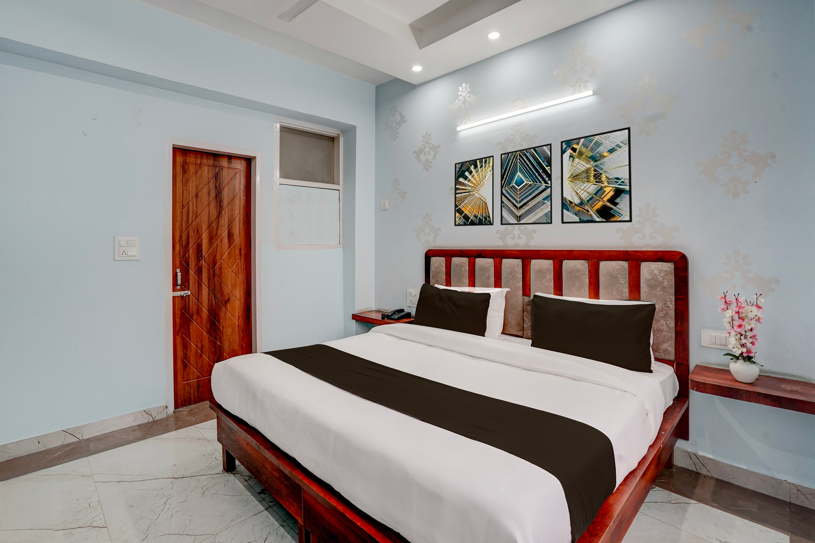 hotel o sector 52 chandigarh isbt road formerly hari residency
