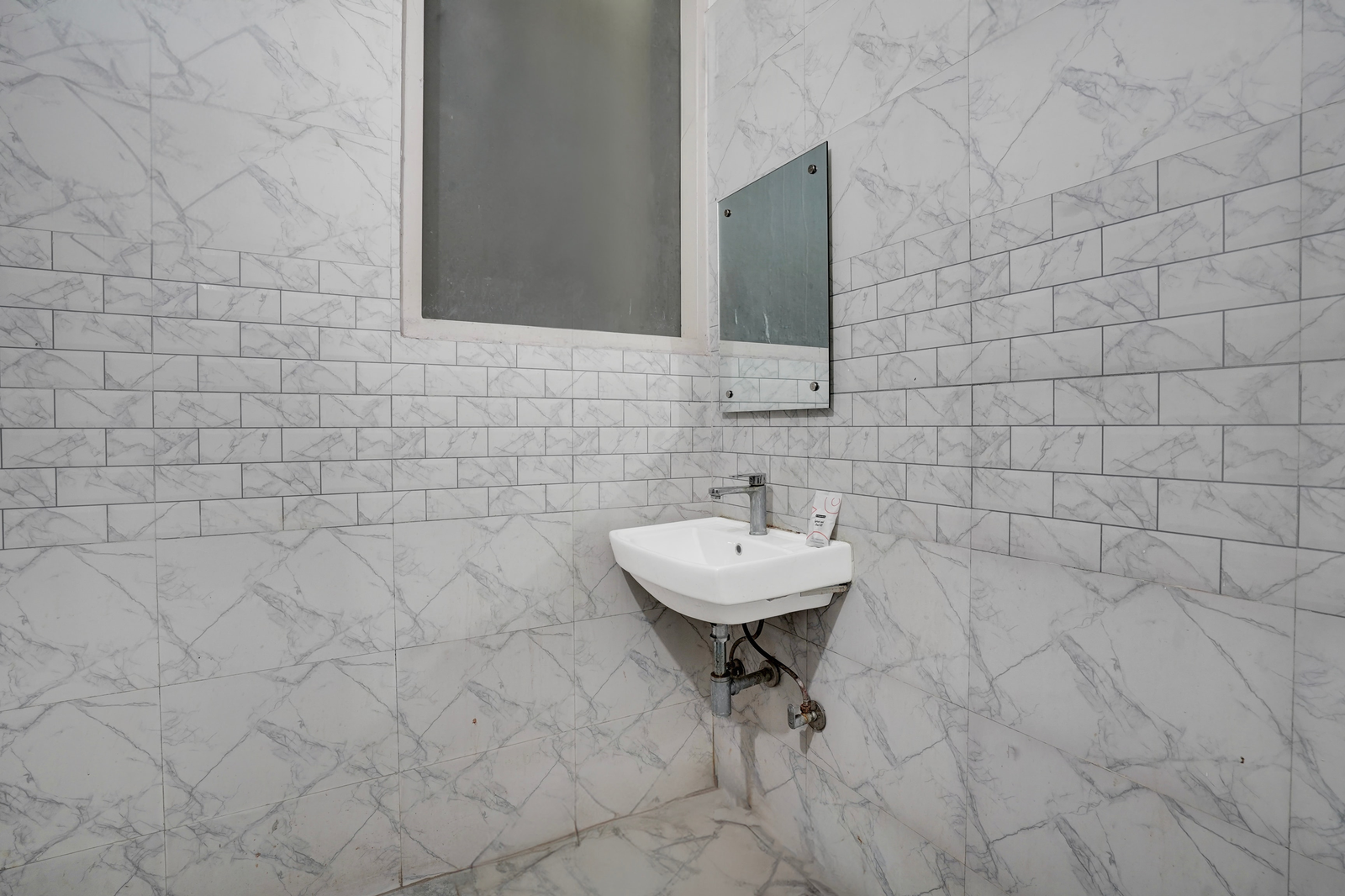 hotel o sector 52 chandigarh isbt road formerly hari residency