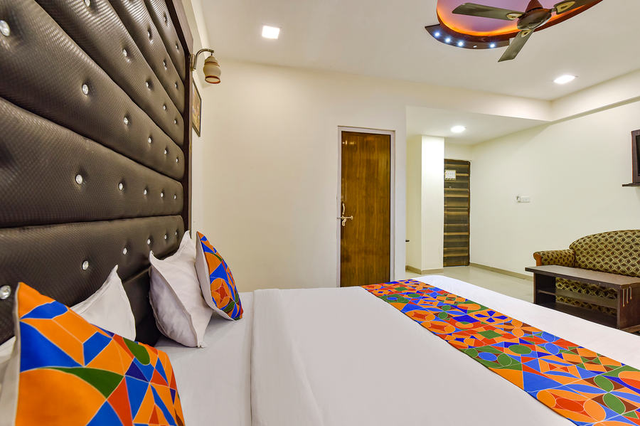 fabhotel crystal inn ii