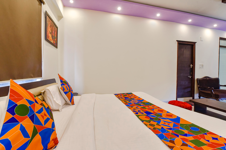 fabhotel crystal inn ii