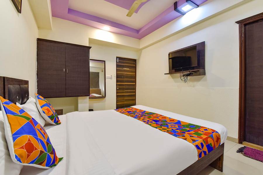 fabhotel crystal inn ii