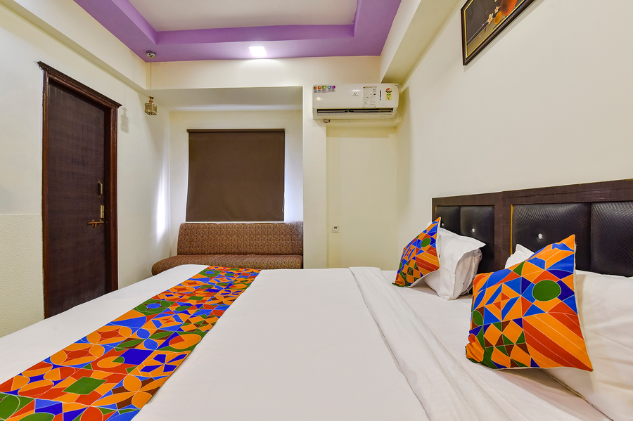 fabhotel crystal inn ii