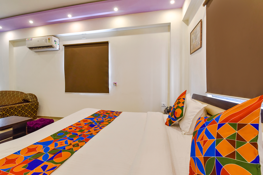 fabhotel crystal inn ii