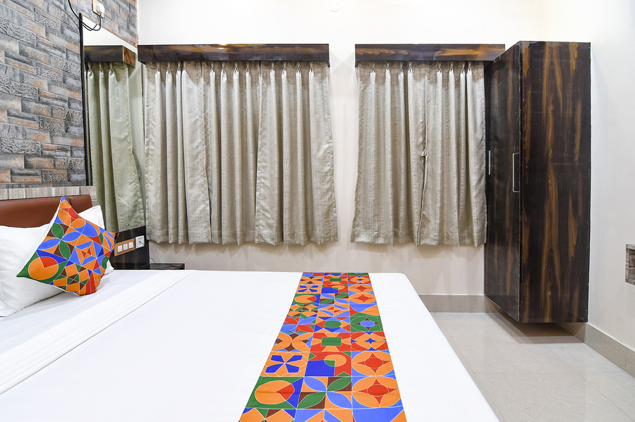 fabhotel sriya
