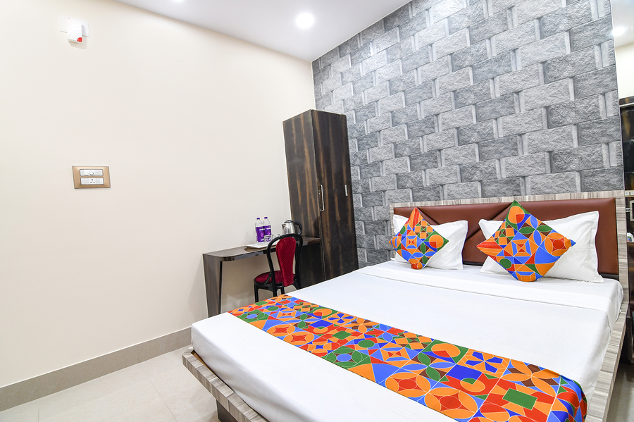 fabhotel sriya