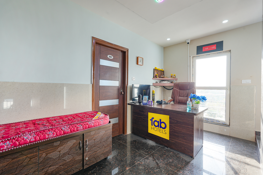 fabhotel whitefield suites