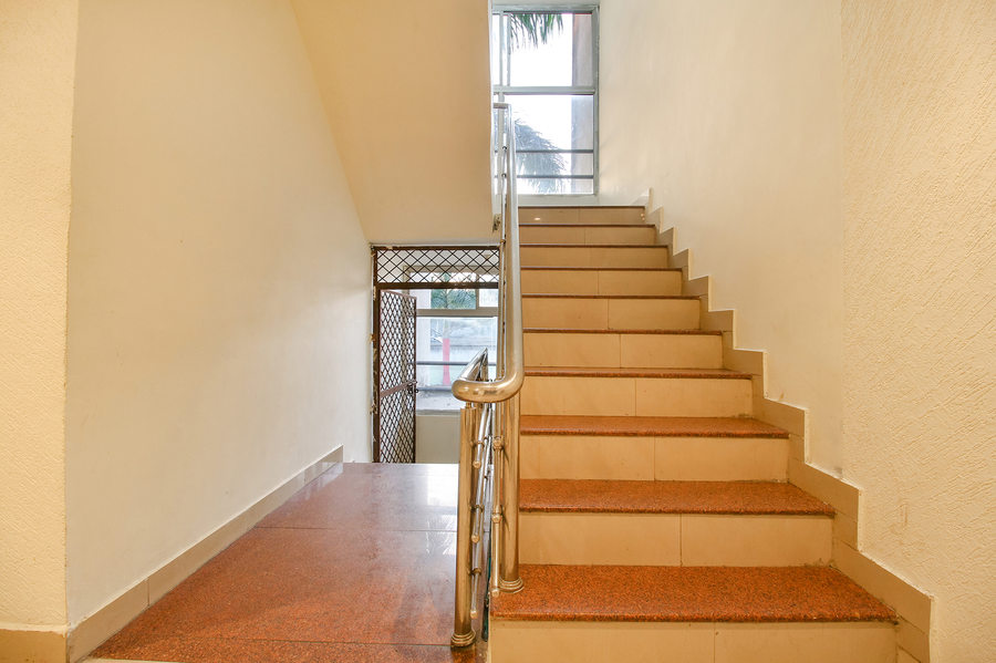 fabhotel neena palace