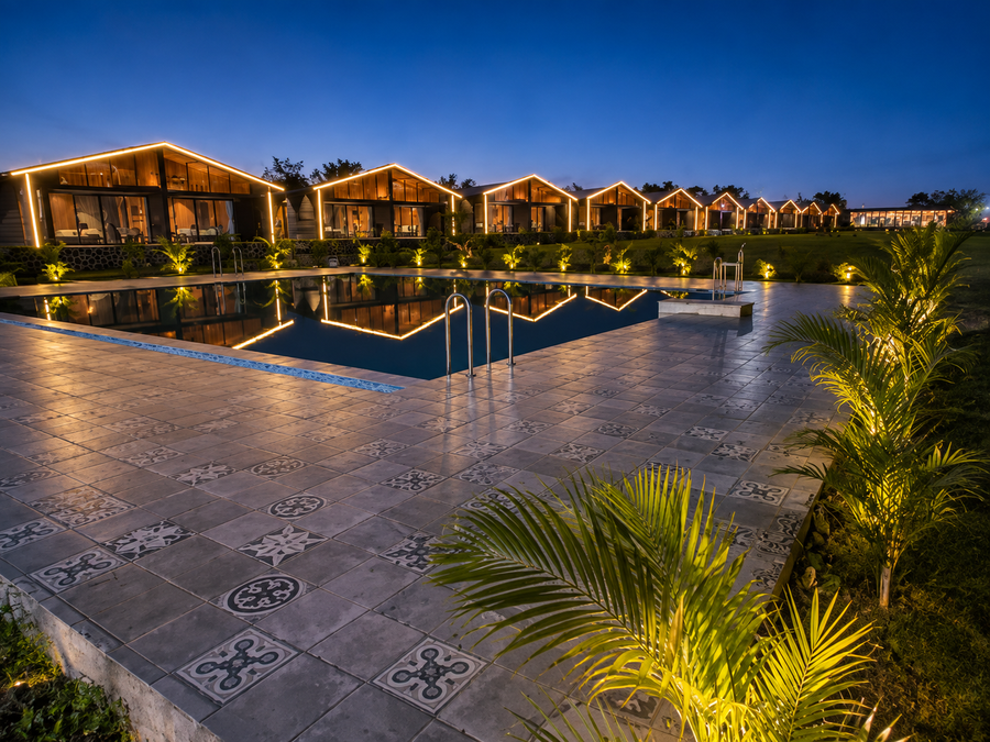 shreephal luxurious resort