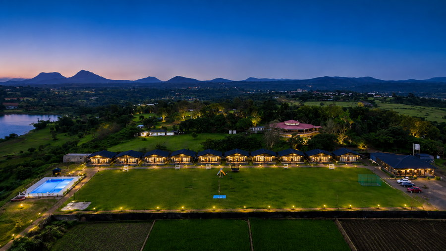 shreephal luxurious resort
