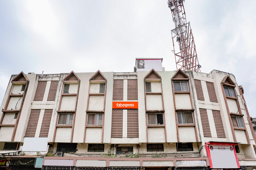 Fabexpress Sai Lodging,NASHIK ROAD RAILWAY STATION,2 star