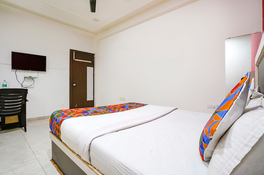 hotel sai lodging
