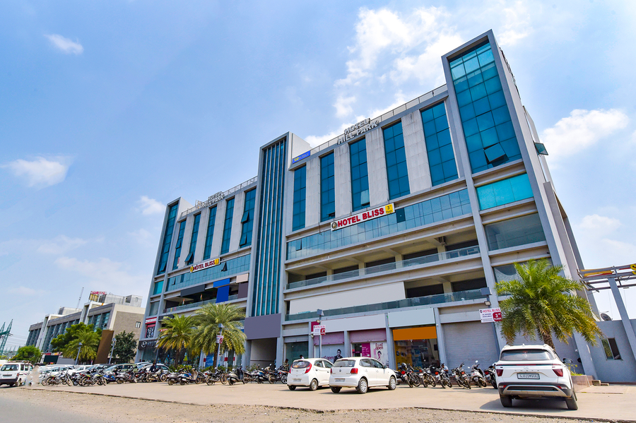 Fabhotel Bliss,Ahmedabad|India,5 star