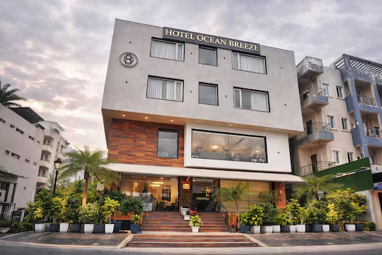 Hotel Ocean Breeze,Patel Nagar,3 star