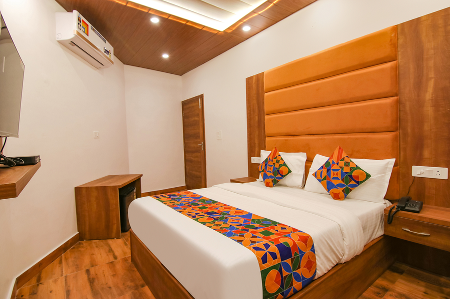 fabhotel ambassador