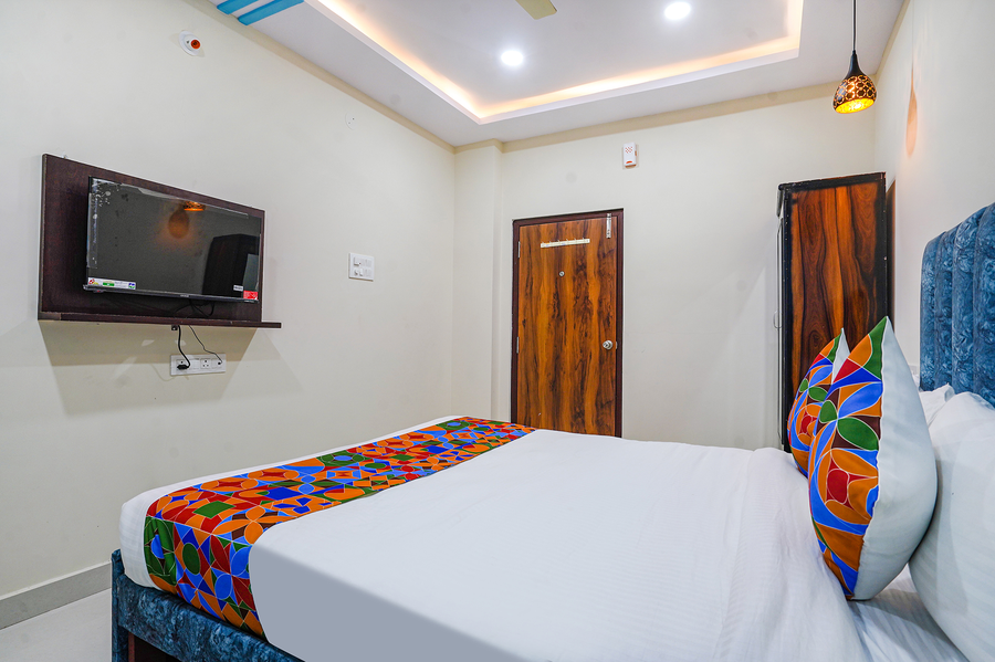 fabhotel grand broholic nr hitech city