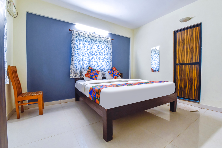 fabexpress the tasty buds 500m from baga beach