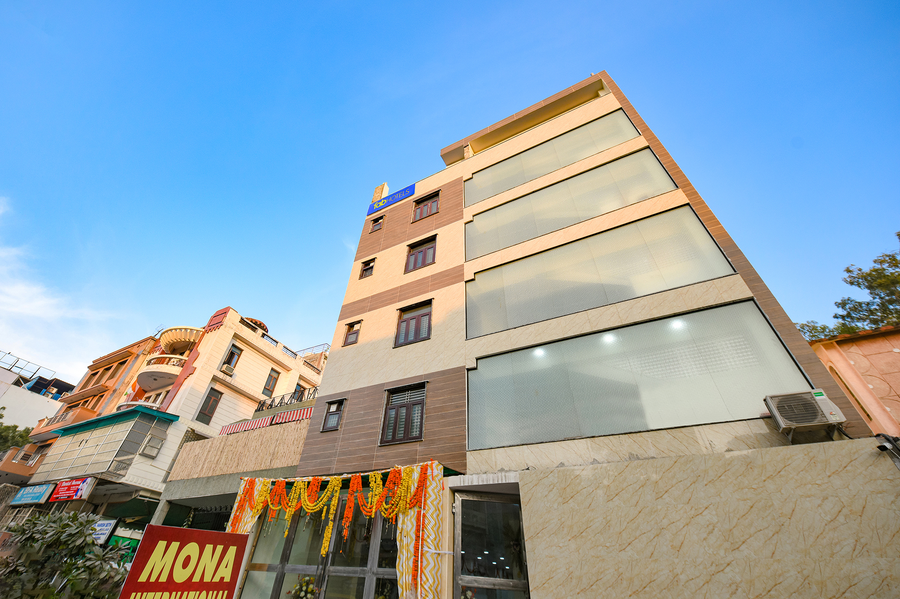 Fabhotel Mona International,,3 star