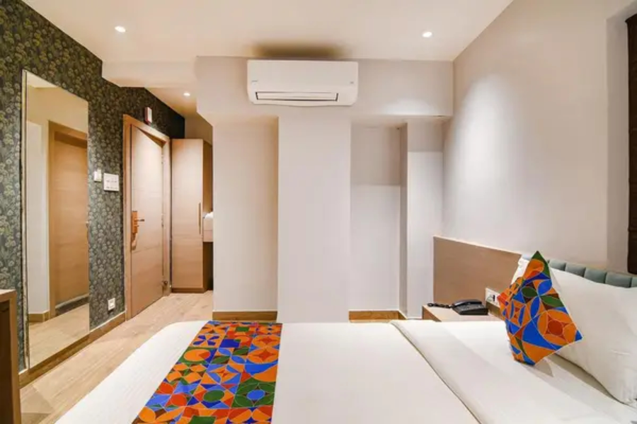 fabhotel sivalika inn howrah station