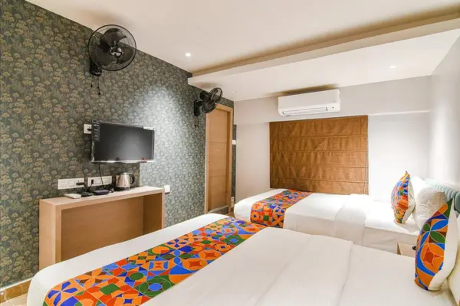 fabhotel sivalika inn howrah station