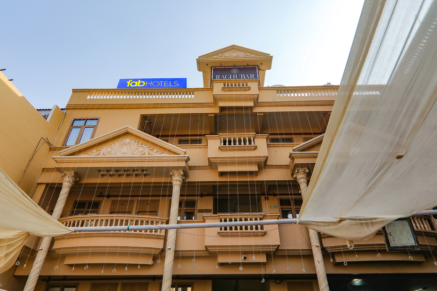 Fabhotel Raghubar Kripa,Sitapur Road,3 star