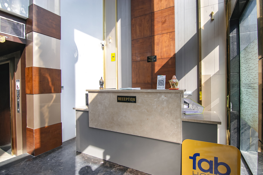 Fabhotel Prime K9 Crown,PAKHOWAL ROAD,3 star