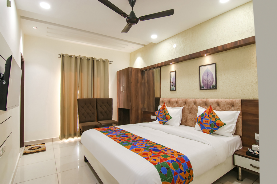 Fabhotel Spring,Near Golden Temple,3 star