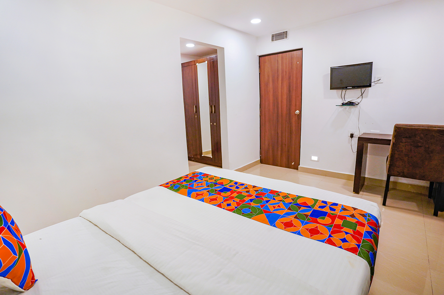 fabhotel earth nr guindy industrial estate