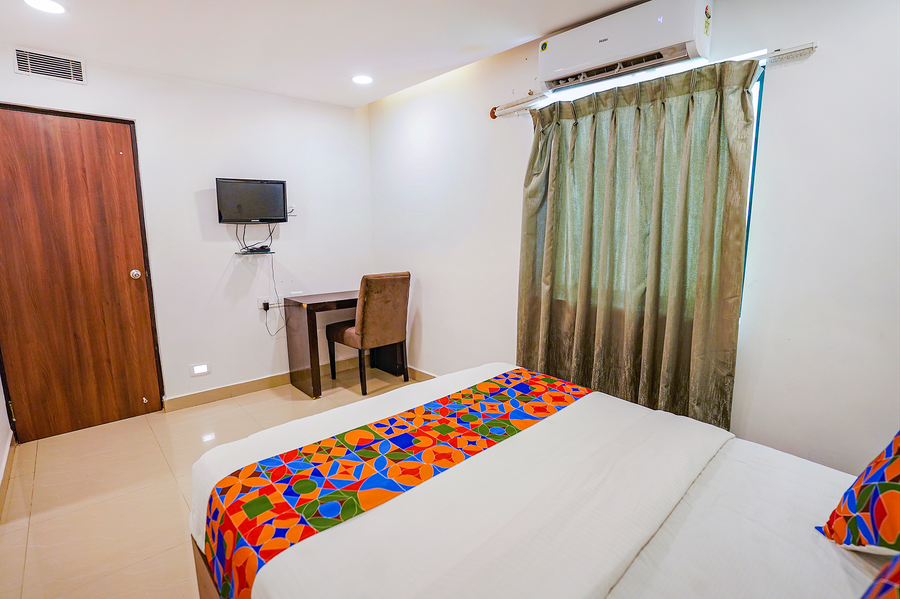 fabhotel earth nr guindy industrial estate